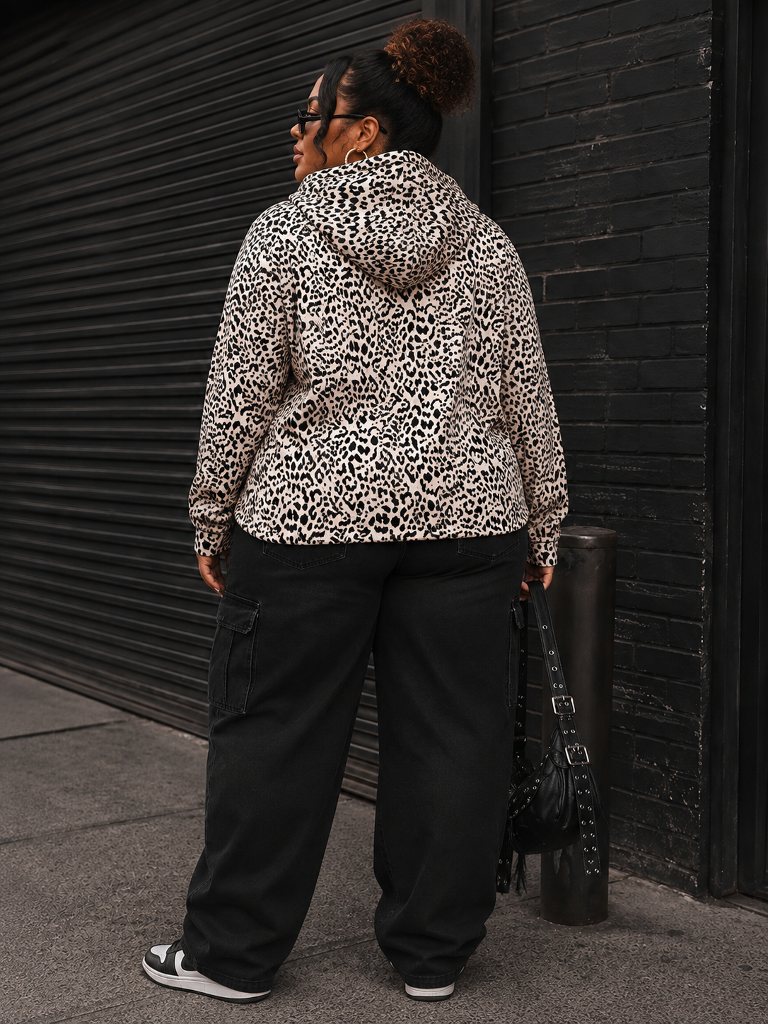 PLUS SIZE ZIPPER CLOSURE FRONT POCKETS ANIMAL PRINT HOODED SWEATER-45