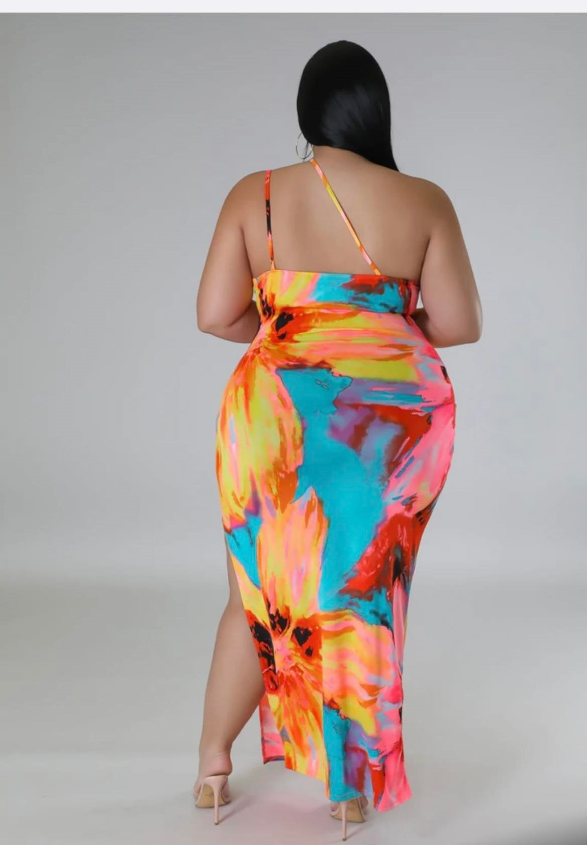 PLUS SIZE "TROPICAL BABE" MAXI DRESS