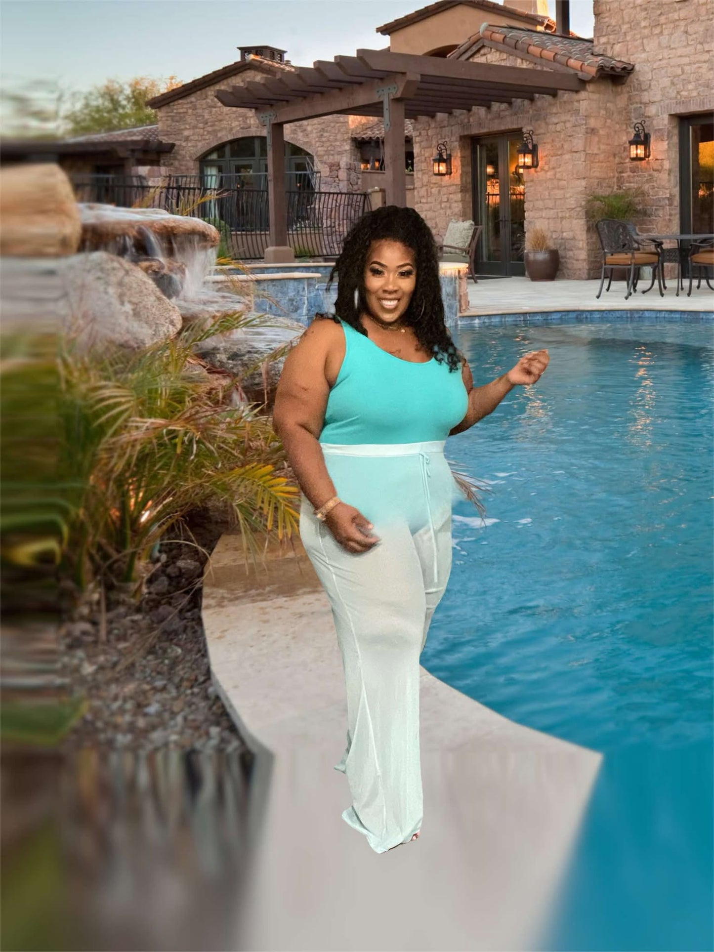 PLUS SIZE BODYSUIT & MESH PANTS 2-PIECE MIX SET