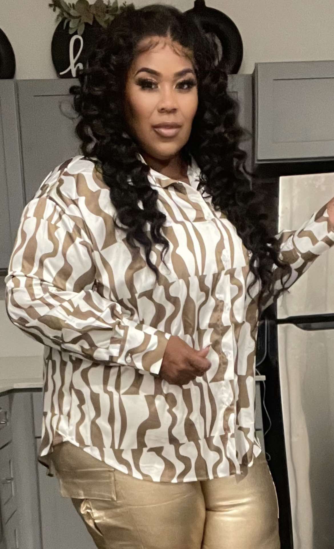 PLUS SIZE "FANCY FANCY" SWIRL BUTTON UP SHIRT-00