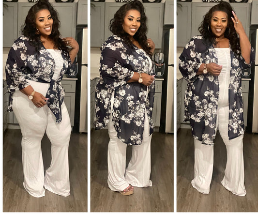 PLUS SIZE FLORAL PRINT SIDE SLIT CARDIGAN-NAVY/WHITE