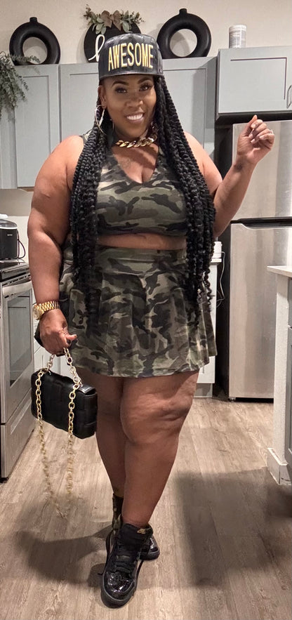 PLUS SIZE CAMOFLAGUE 2-PIECE PLEATED SKIRT SET W/BUILT IN PANTIE