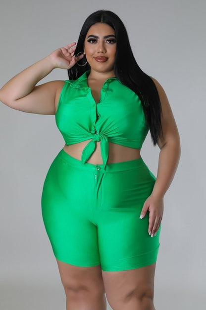 PLUS SIZE 2-PIECE STRETCHY TIE TOP & SHORT -GREEN