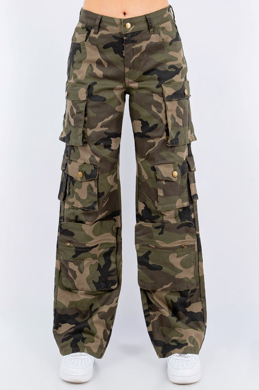 Plus Size Camoflauge Wide Leg Cargo Pants