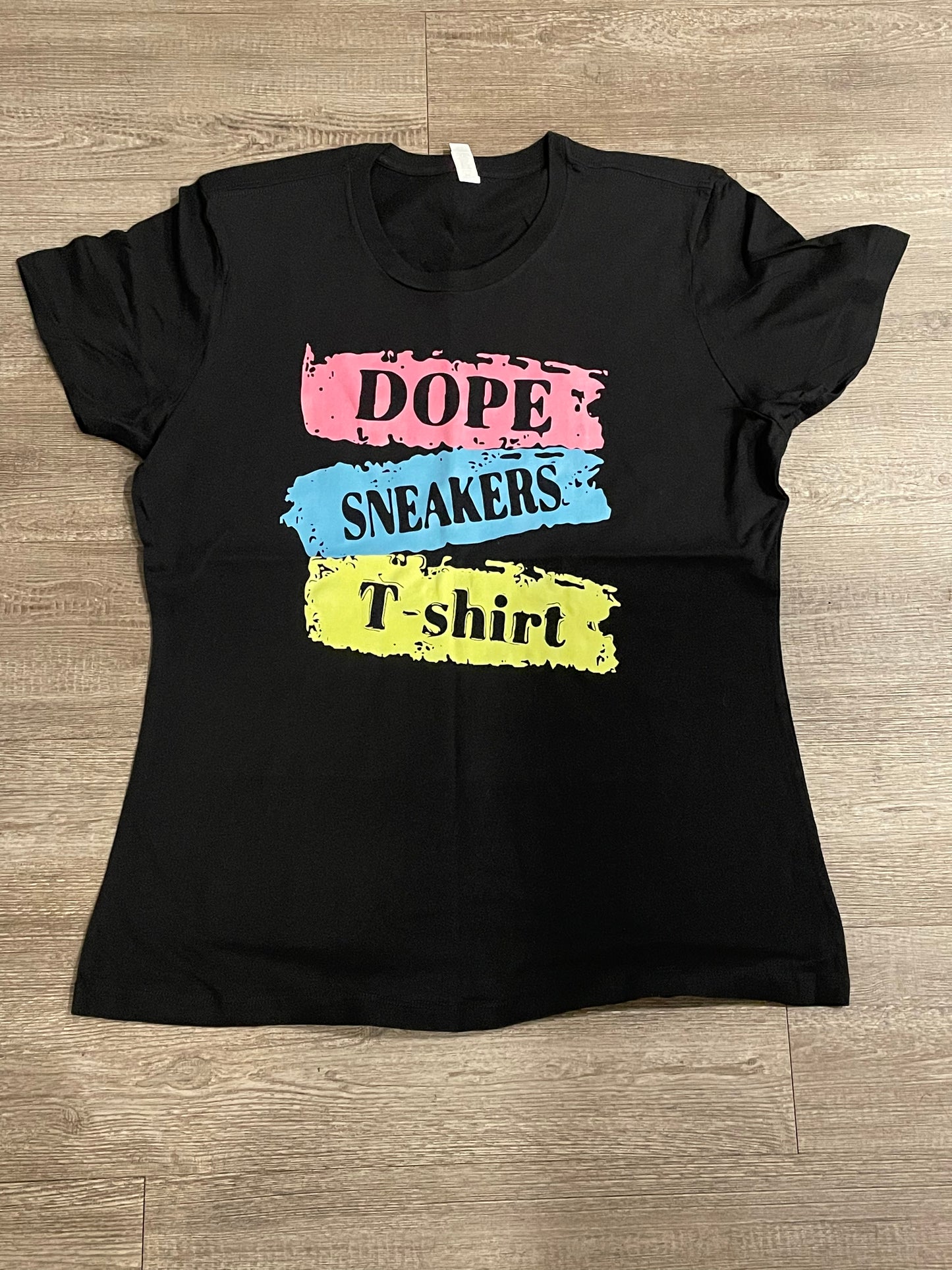 DOPE SNEAKERS T-SHIRT GRAPHIC CROP TEE