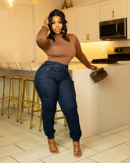 IT'S THE CARGO JEANS FOR ME