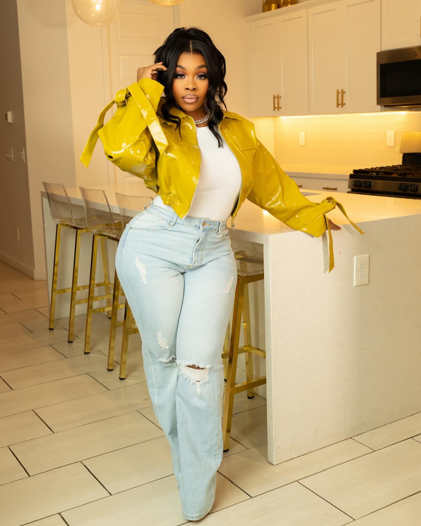 THE NEW MOM JEANS VERY STRETCHY