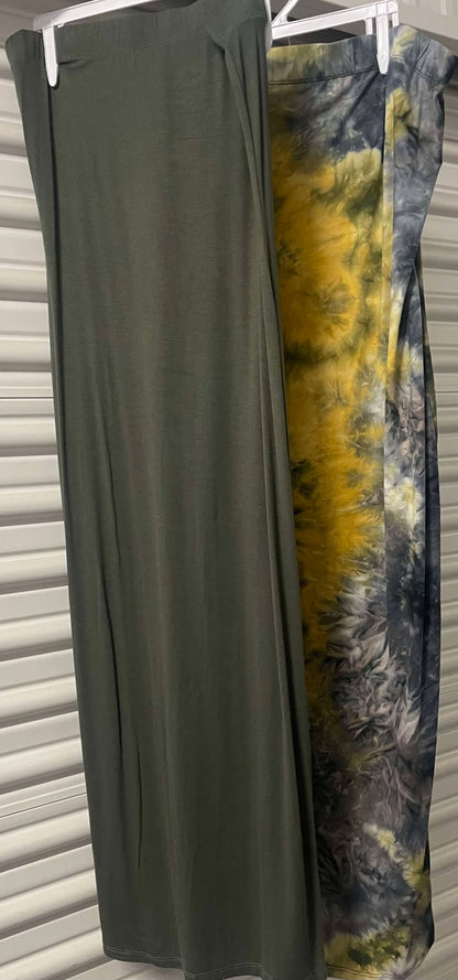 PLUS SIZE HALTER BODYCON DRESS