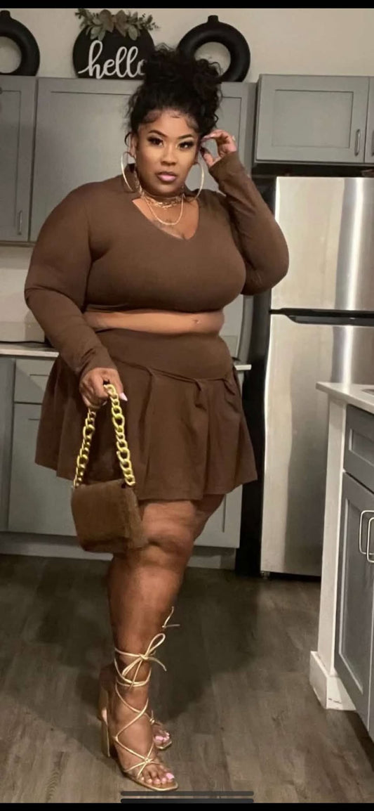 PLUS SIZE "2-PIECE PLEATED SKIRT SET" W/BUILT IN PANTIE CHOCOLATE--01