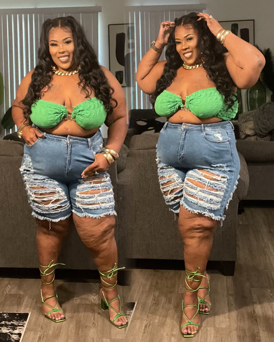 PLUS SIZE DOUBLE SLICED SHORTS-LIGHT DENIM