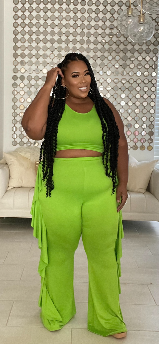 PLUS SIZE SHAKE SOMETHING 2-PIECE PANT SET-LIME