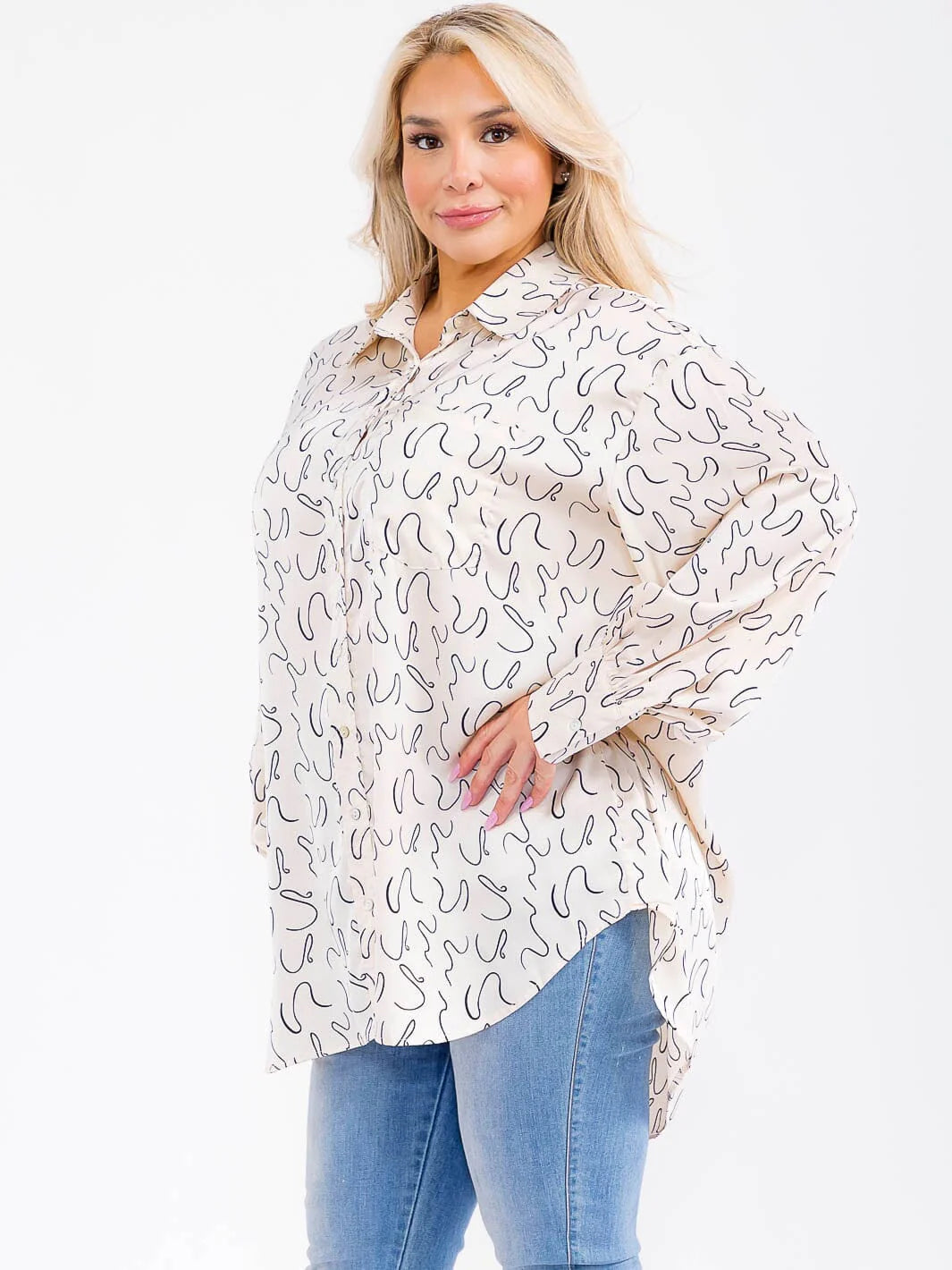 PLUS SIZE SCRIBBLE MIX BUTTON UP TOP-CREAM