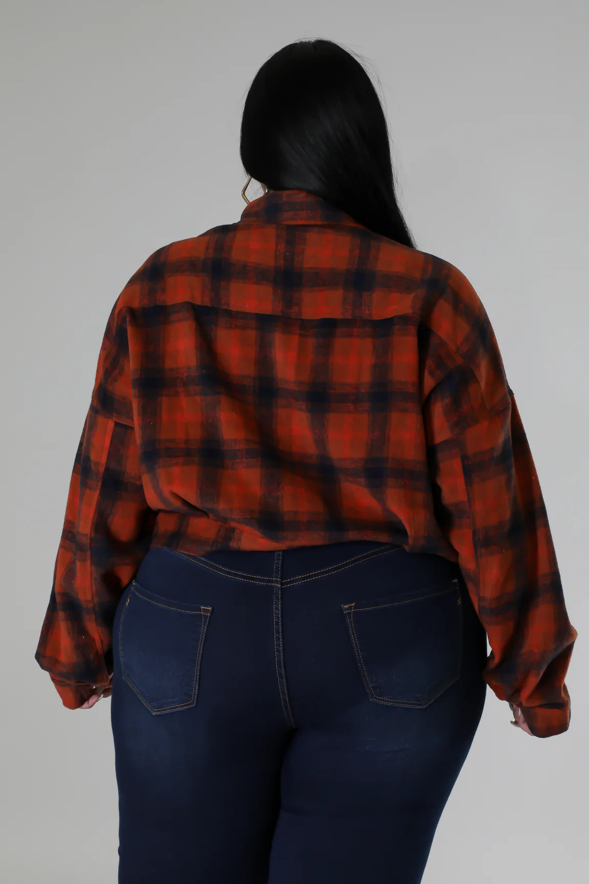 PLUS SIZE RUST PLAID BUTTON UP TOP