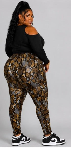 PLUS SIZE PRINTED HIGHWAIST LEGGINGS-GOLDEN VIPER